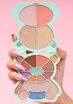 KimChi Chic Beauty Boyfriend Mint Teddy Kim Palette